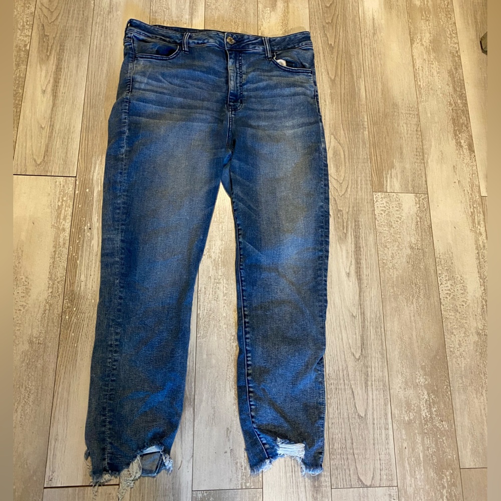American Eagle Outfitters Skinny Blue Jeans with Natural Fading